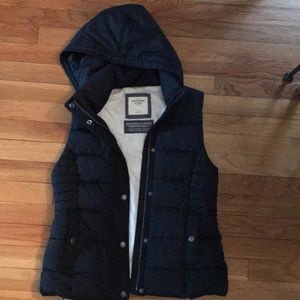 Abercrombie & Fitch puffy vest